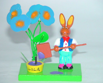 Osterhase mit Farbtopf